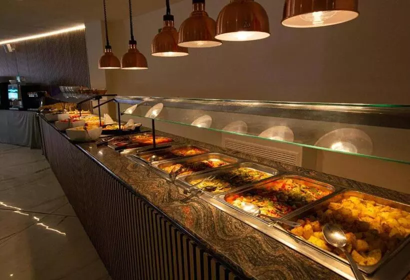 فندق Fleming Playa Poniente