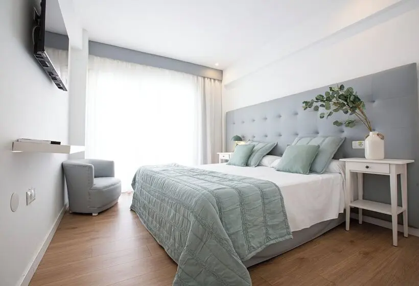Hotelli Fleming Playa Poniente
