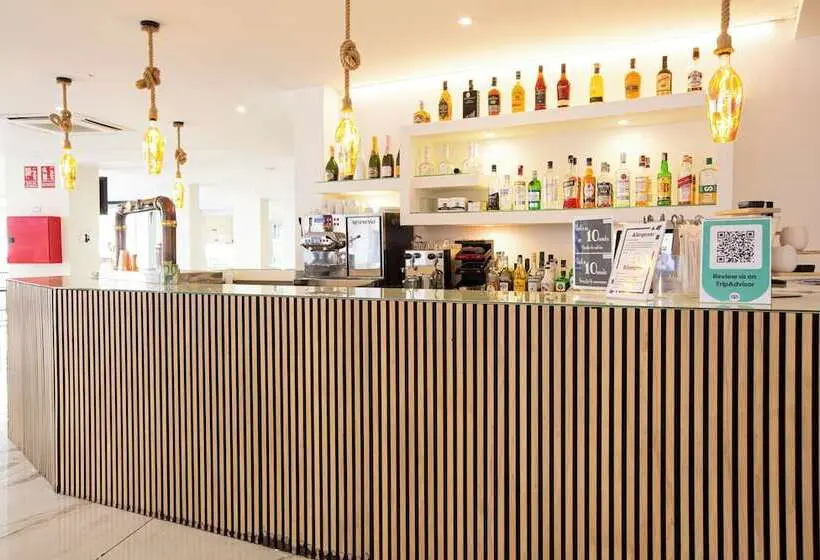 Hotelli Fleming Playa Poniente