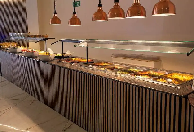 Hotelli Fleming Playa Poniente