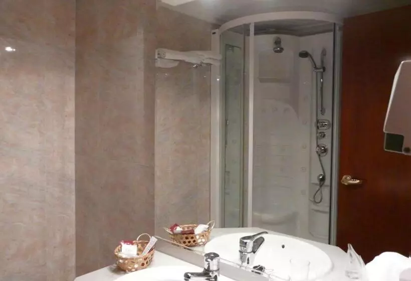 Отель Idh Angel