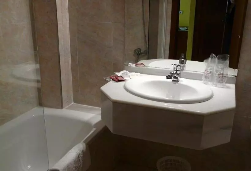 Отель Idh Angel