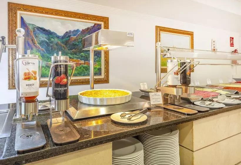 Отель Kilimanjaro