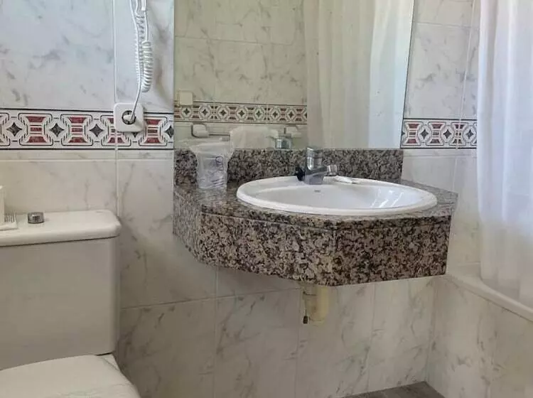 Отель Kilimanjaro