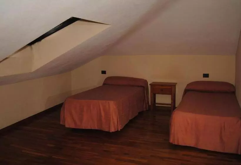 فندق La Casona De Jovellanos