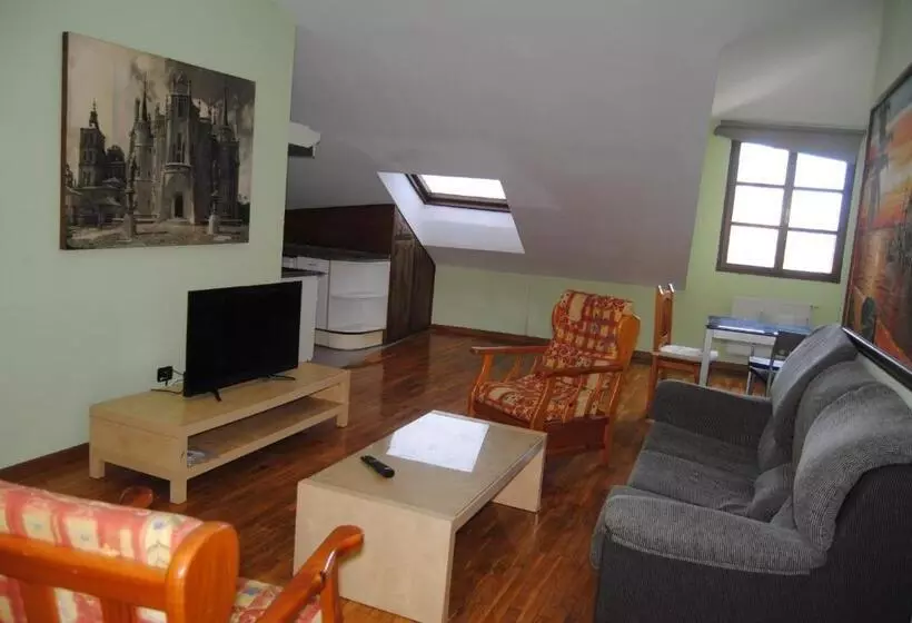 فندق La Casona De Jovellanos