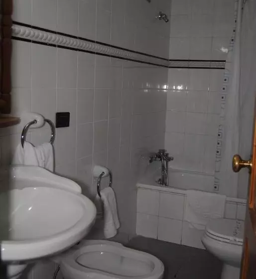 فندق La Casona De Jovellanos