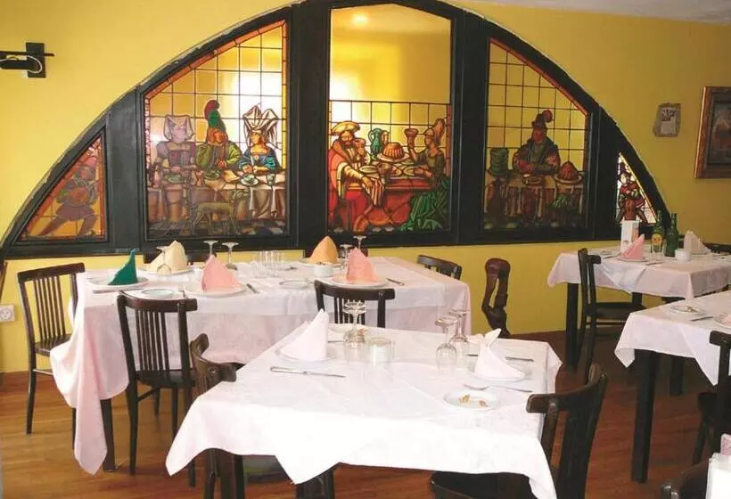 فندق La Casona De Jovellanos