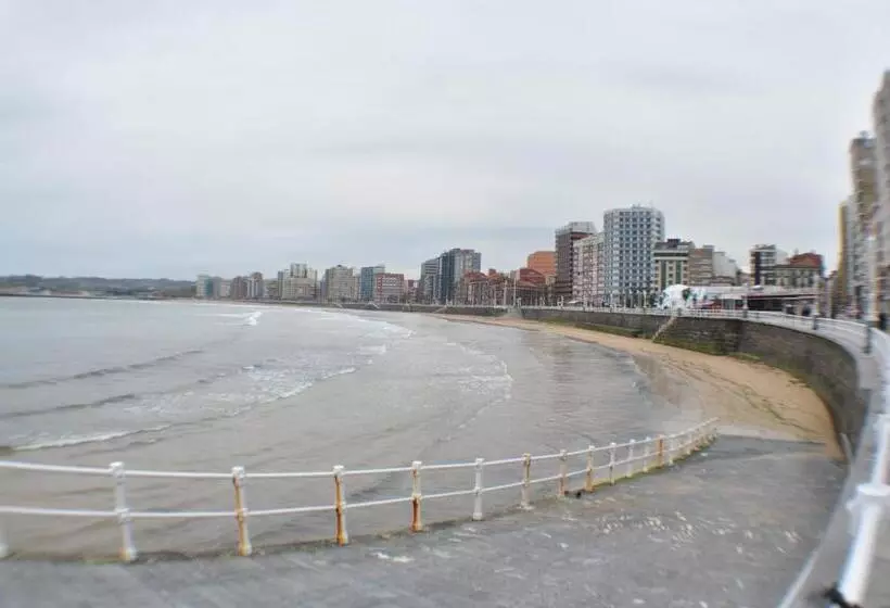 فندق La Casona De Jovellanos