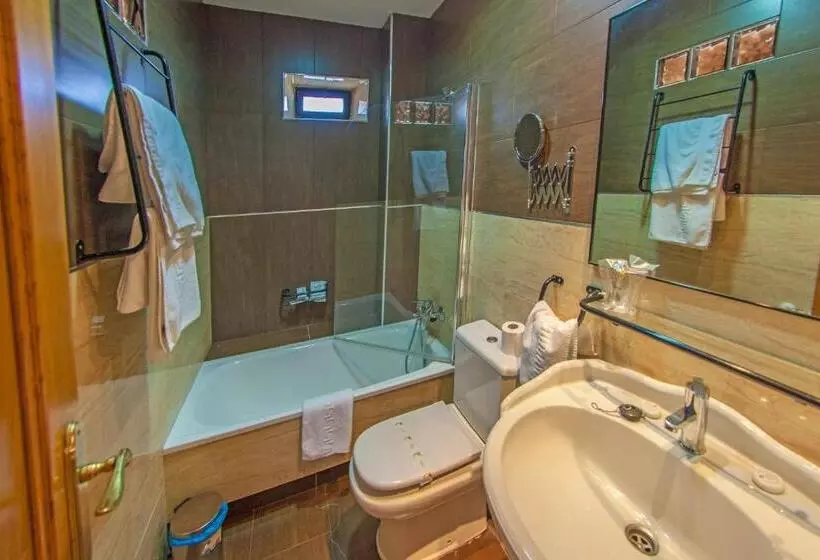 فندق La Casona De Jovellanos