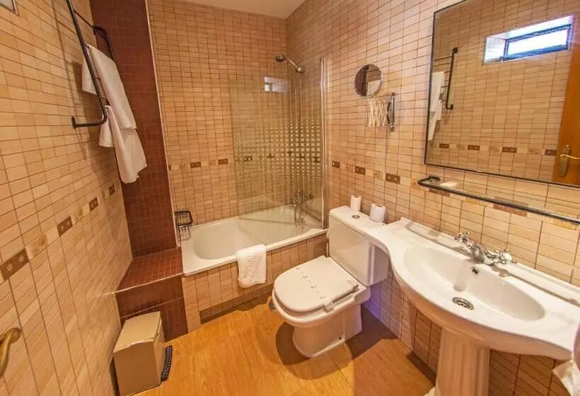 فندق La Casona De Jovellanos