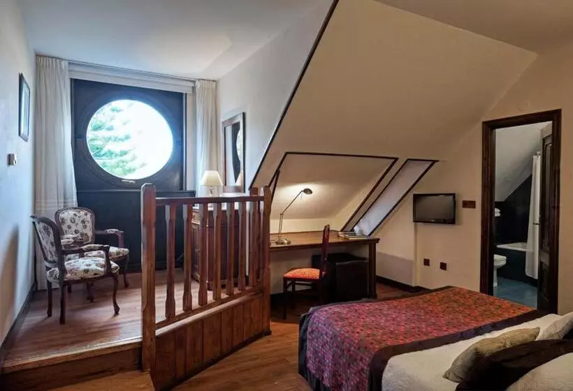 호텔 Palacio Arias