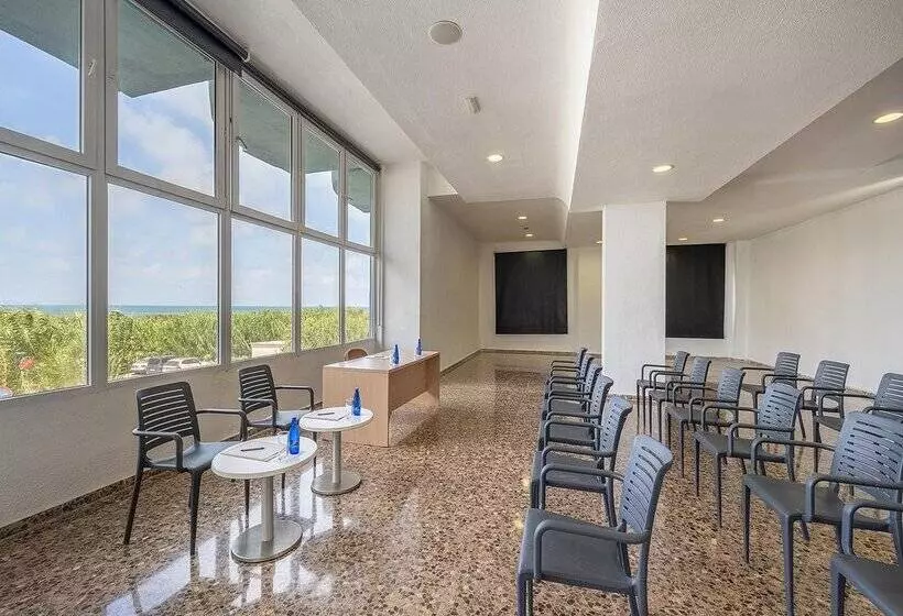 ホテル Playas De Guardamar