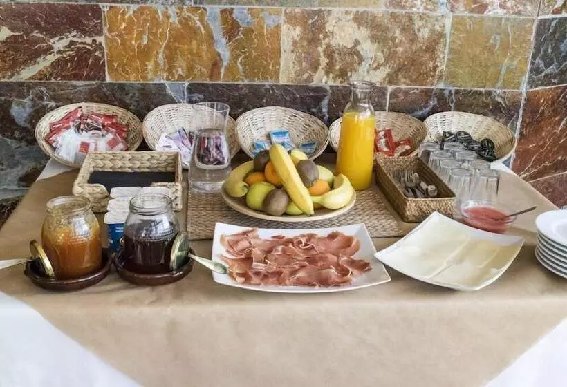 فندق ريفى Rural Montañas De Covadonga