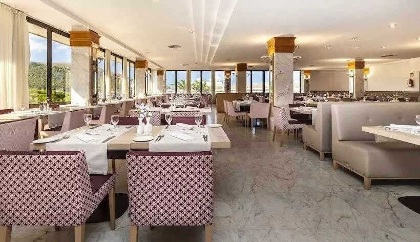 호텔 & Spa S'entrador Playa