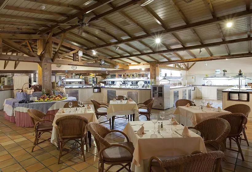 בית מלון כפרי Playalinda