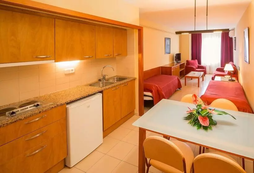 Aparthotel Bertrán