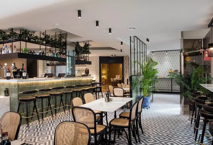 Отель Acta City 47