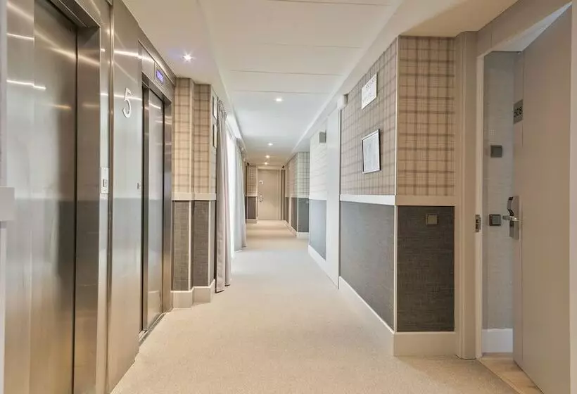 Отель Acta City 47