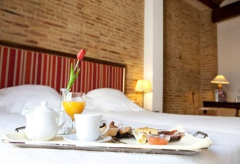 هتل Ad Hoc Monumental 1881