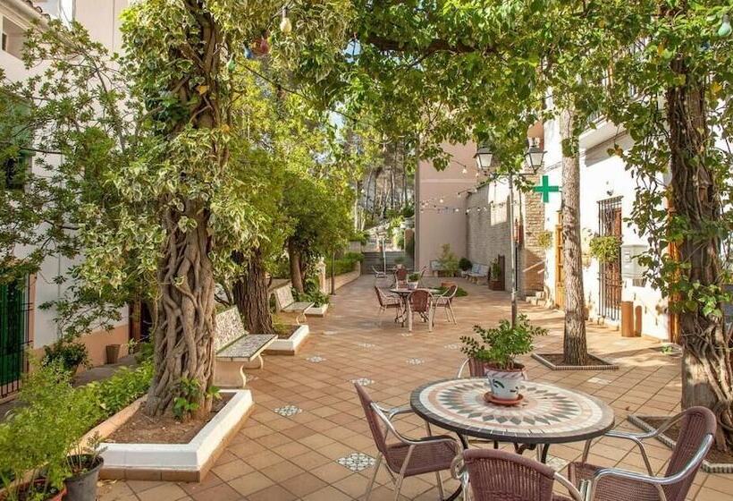 Отель Balneario De Cofrentes