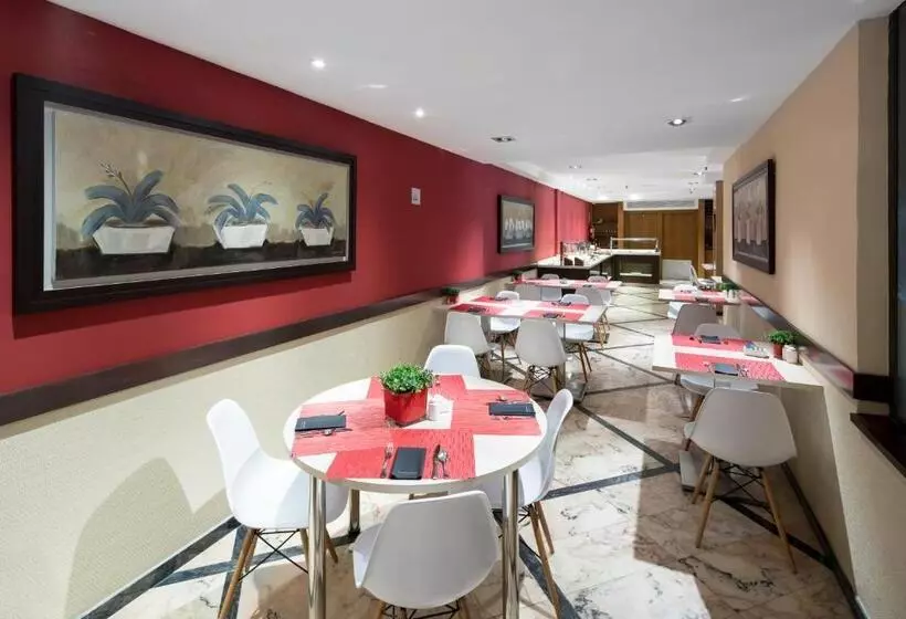 Отель Catalonia Mikado