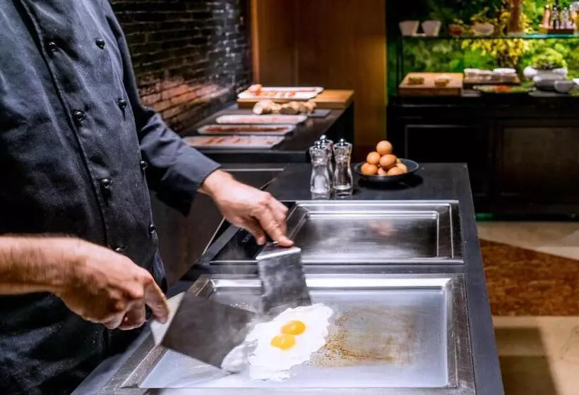 Claris Hotel & Spa Gl, A Small Luxury Hotel Of The World