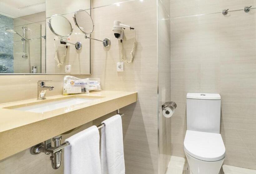 هتل Globales Almirante Farragut