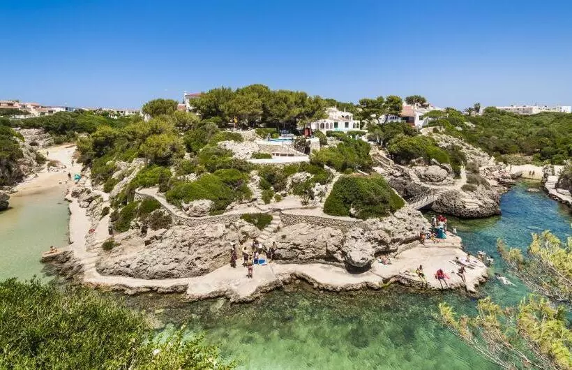 Szálloda Globales Almirante Farragut