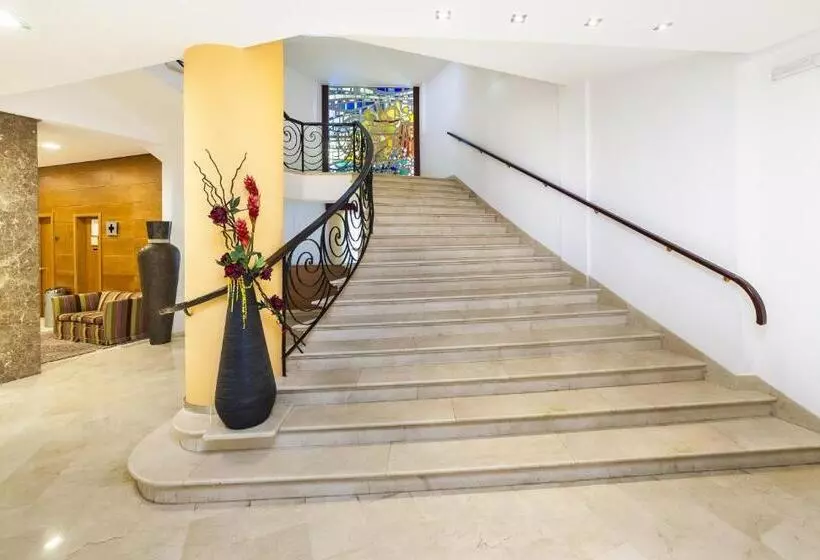 Szálloda Globales Almirante Farragut