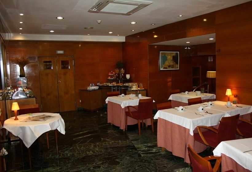 هتل Ginosi Pedralbes