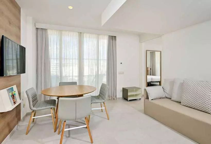 호텔 Innside By Meliá Calviá Beach