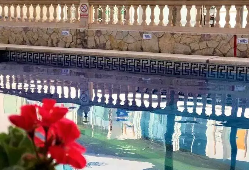 فندق Iris Only Adults