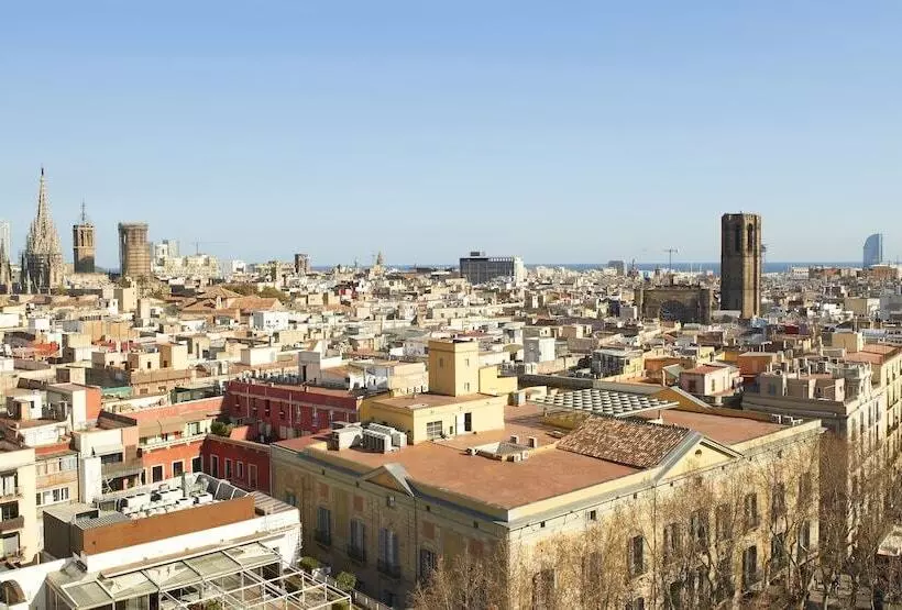 Отель Le Méridien Barcelona