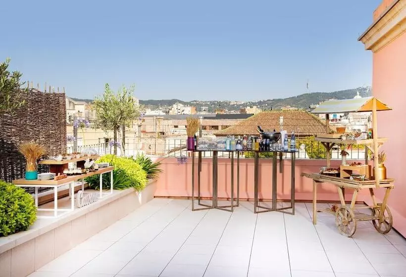 Отель Le Méridien Barcelona