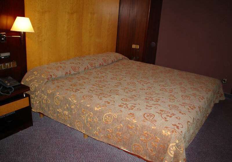 هتل Silken Ramblas