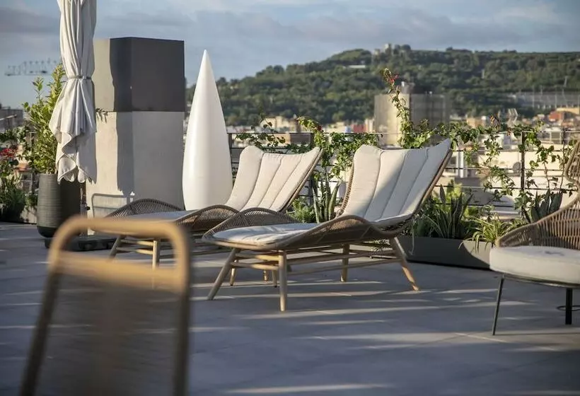 Отель Silken Ramblas