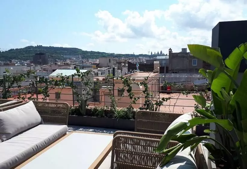 Отель Silken Ramblas