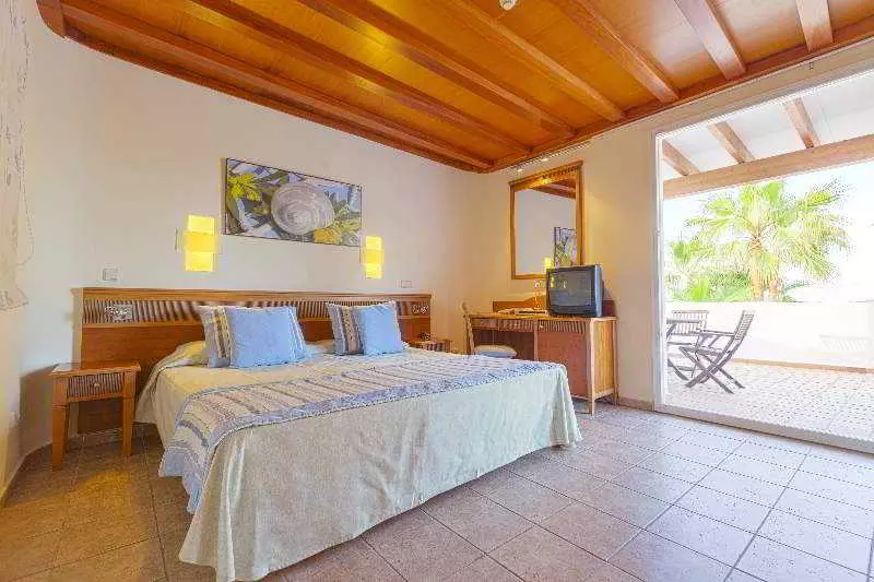 호텔 Sirenis Club Siesta 