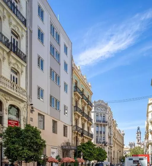 Sweet Hotel Continental