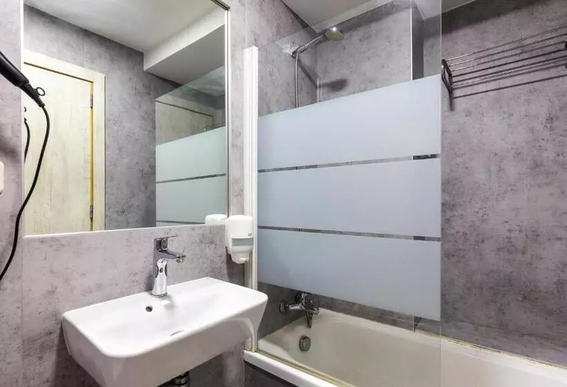 Sweet Hotel Continental