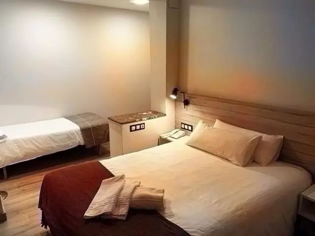 هتل Torres Manlleu