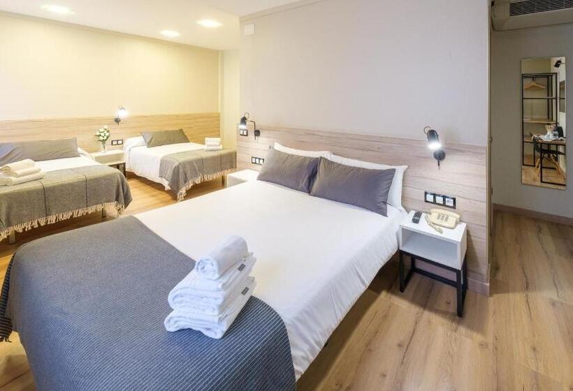 בית מלון כפרי Torres Manlleu