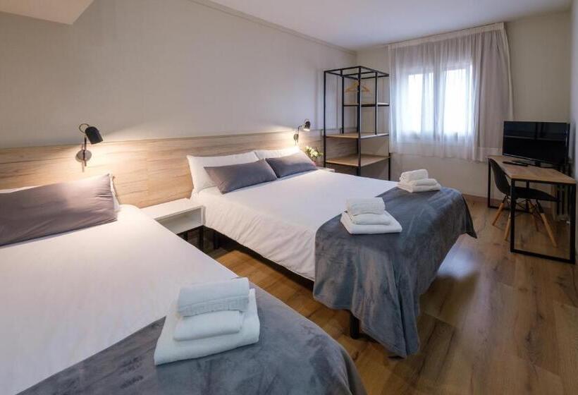 בית מלון כפרי Torres Manlleu