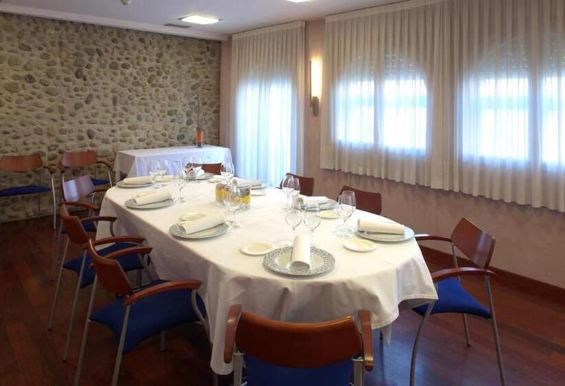 בית מלון כפרי Torres Manlleu