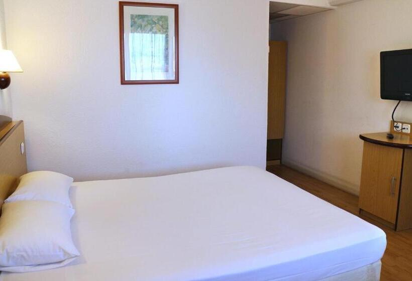 ホテル Travelodge Barcelona del Vallès