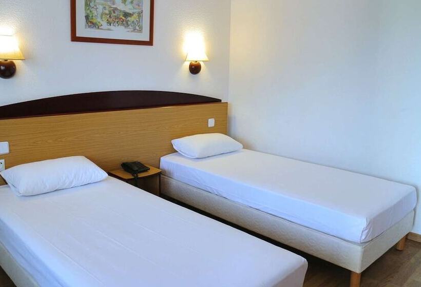 ホテル Travelodge Barcelona del Vallès