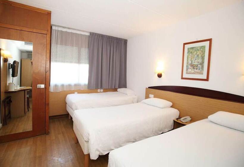 ホテル Travelodge Barcelona del Vallès