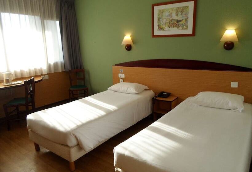 ホテル Travelodge Barcelona del Vallès