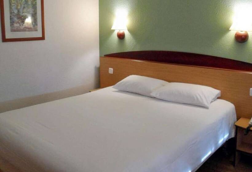 ホテル Travelodge Barcelona del Vallès